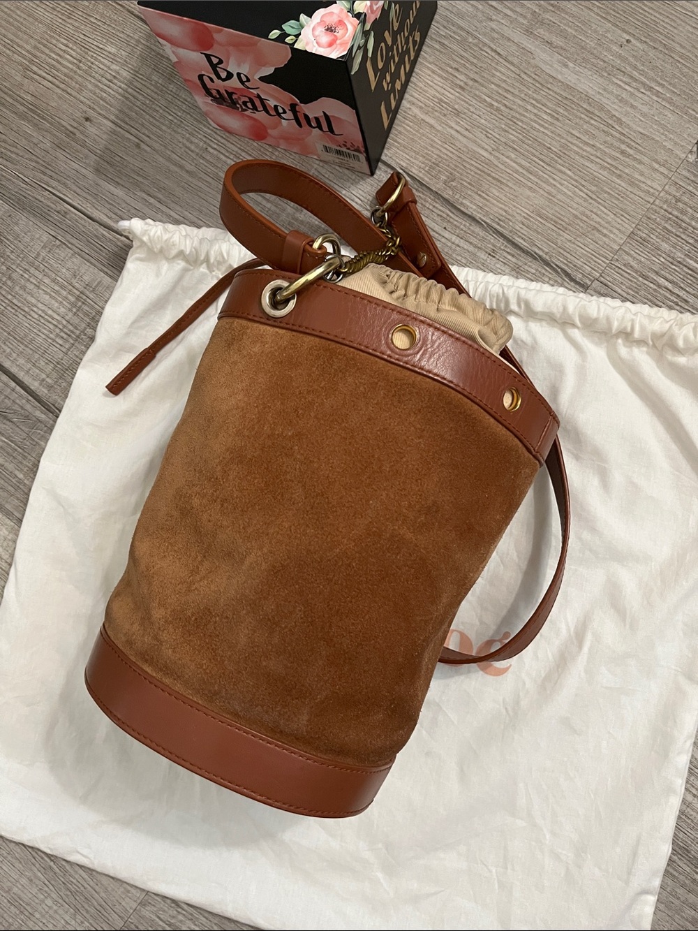 See By Chloe Bucket Bag - Picture 7 of 14